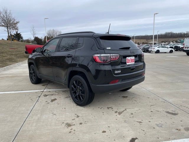 New 2026 Jeep Compass Latitude AWD/4WD image 3
