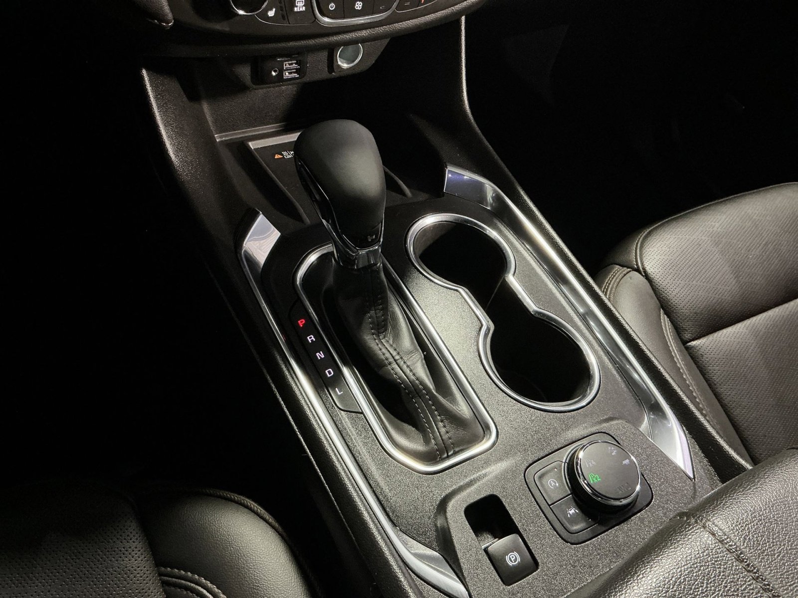 Used 2023 Chevrolet Traverse High Country image 30