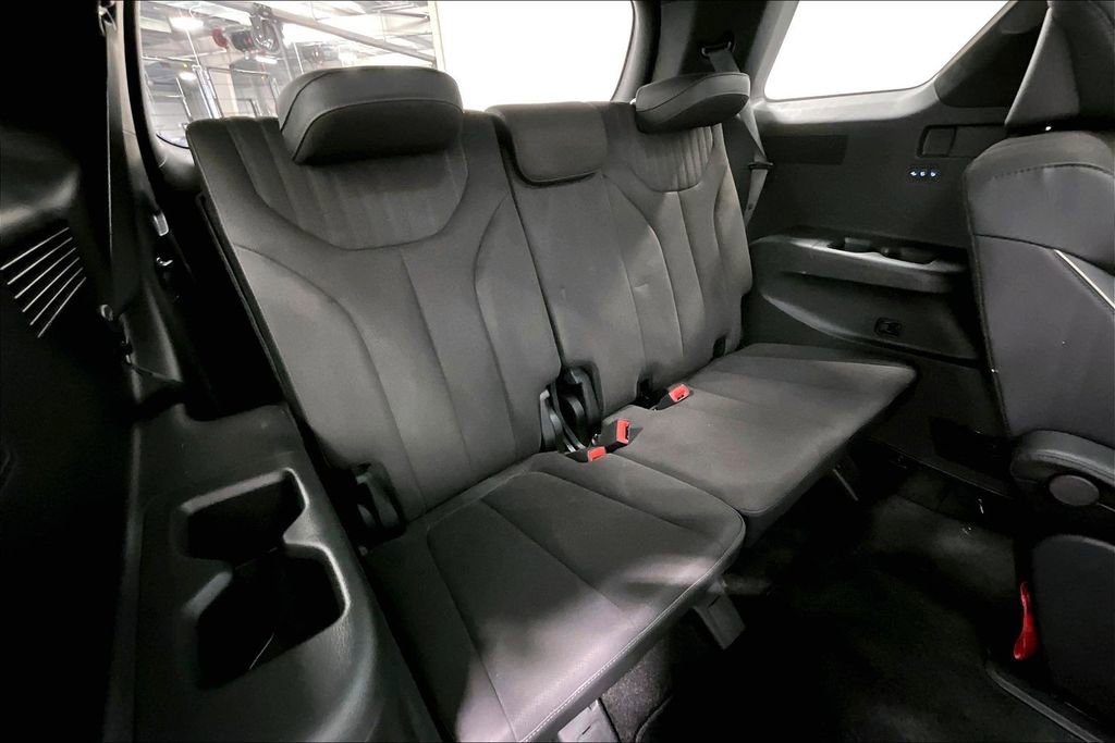 Used 2025 Hyundai Palisade Calligraphy image 37