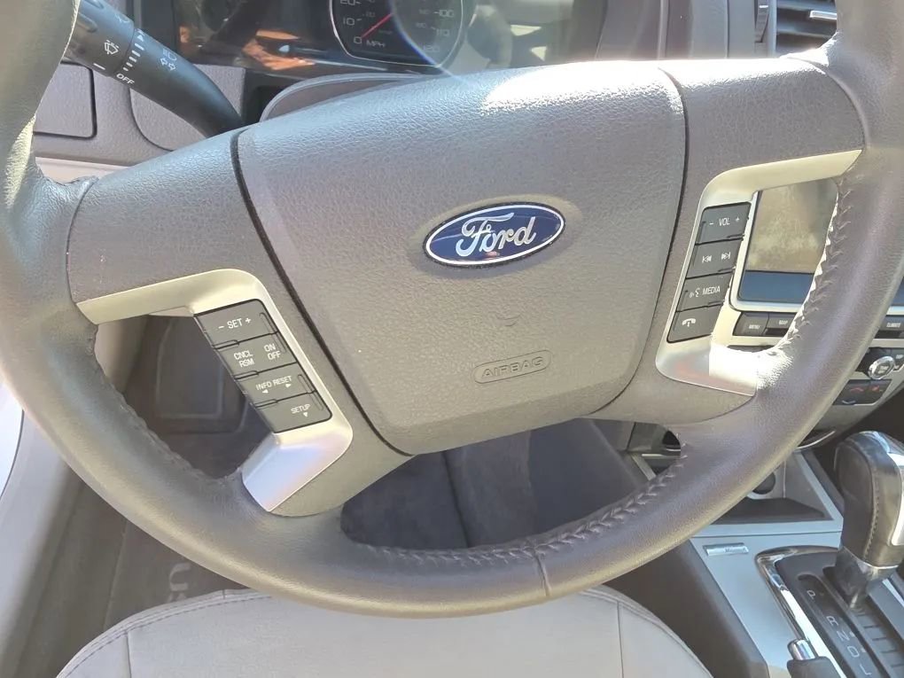Used 2011 Ford Fusion Hybrid w/ 502A Rapid Spec Order Code FWD image 40