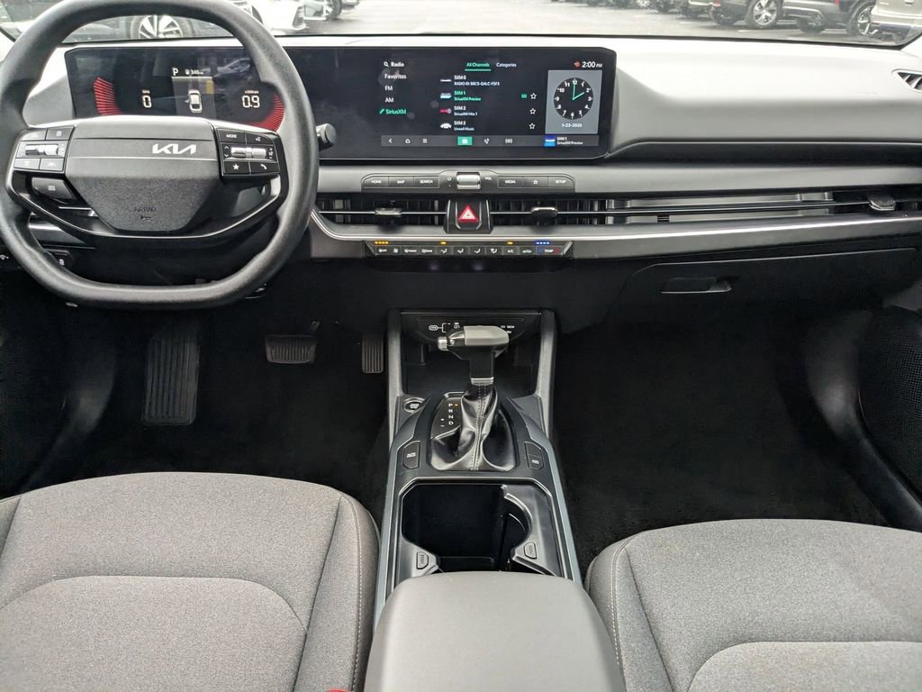 Used 2025 Kia K4 LXS image 15