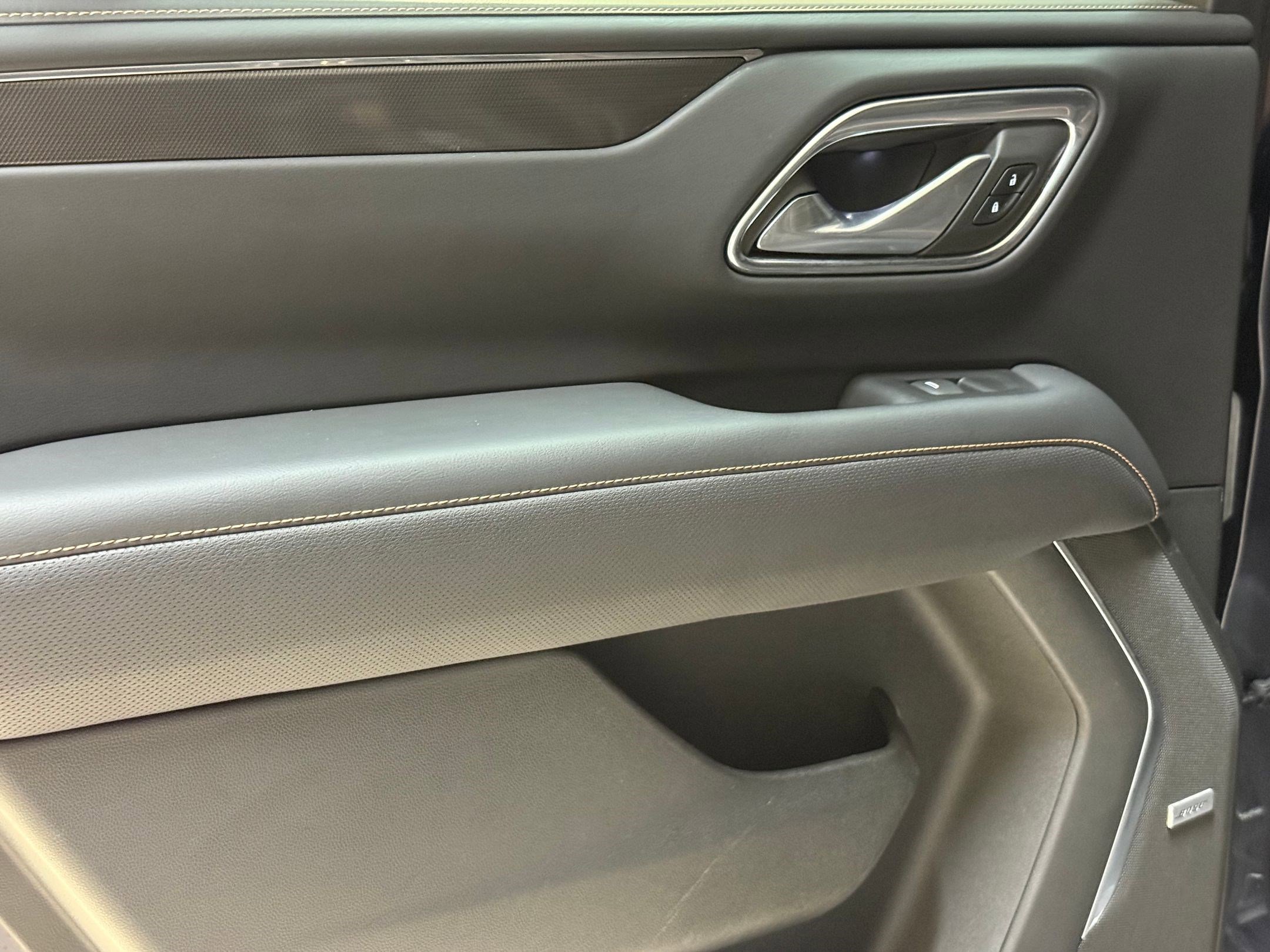 Used 2023 GMC Yukon AT4 w/ AT4 Premium Package image 37