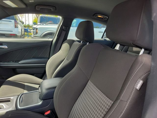 Used 2021 Dodge Charger R/T w/ Performance Handling Group RWD image 9