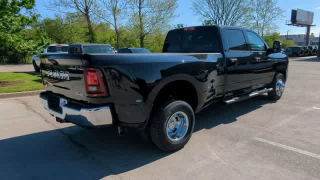 New 2026 RAM 3500 Tradesman AWD/4WD image 8