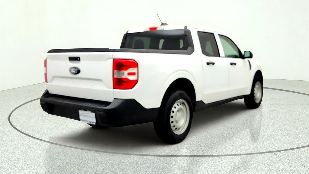Used 2025 Ford Maverick XL FWD image 5