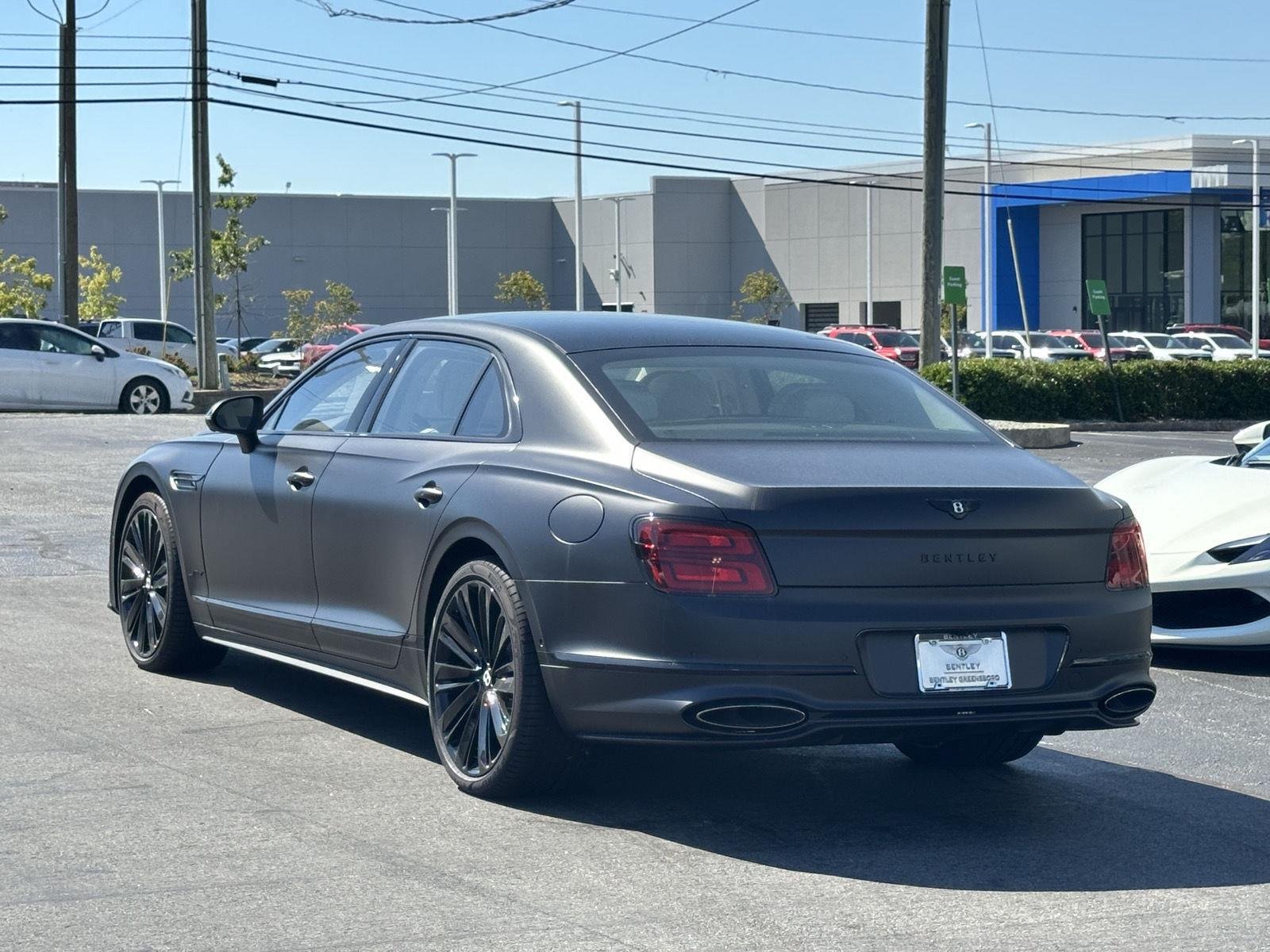 New 2026 Bentley Flying Spur Plug-In Hybrid AWD/4WD image 3
