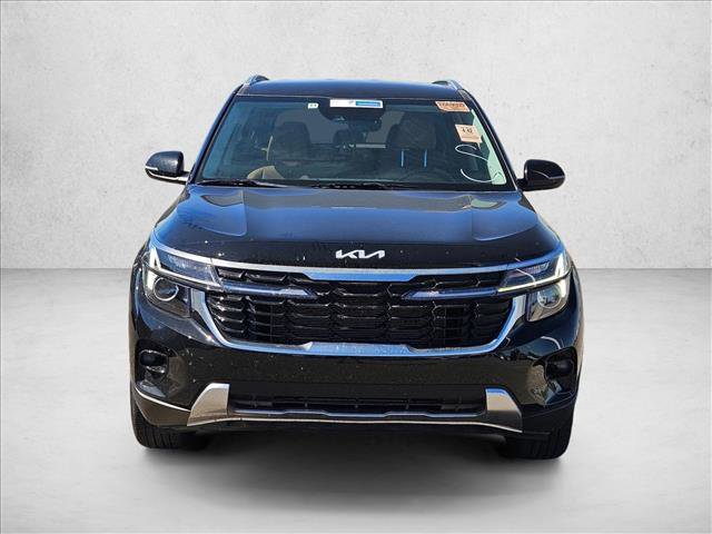 Used 2024 Kia Seltos EX image 2