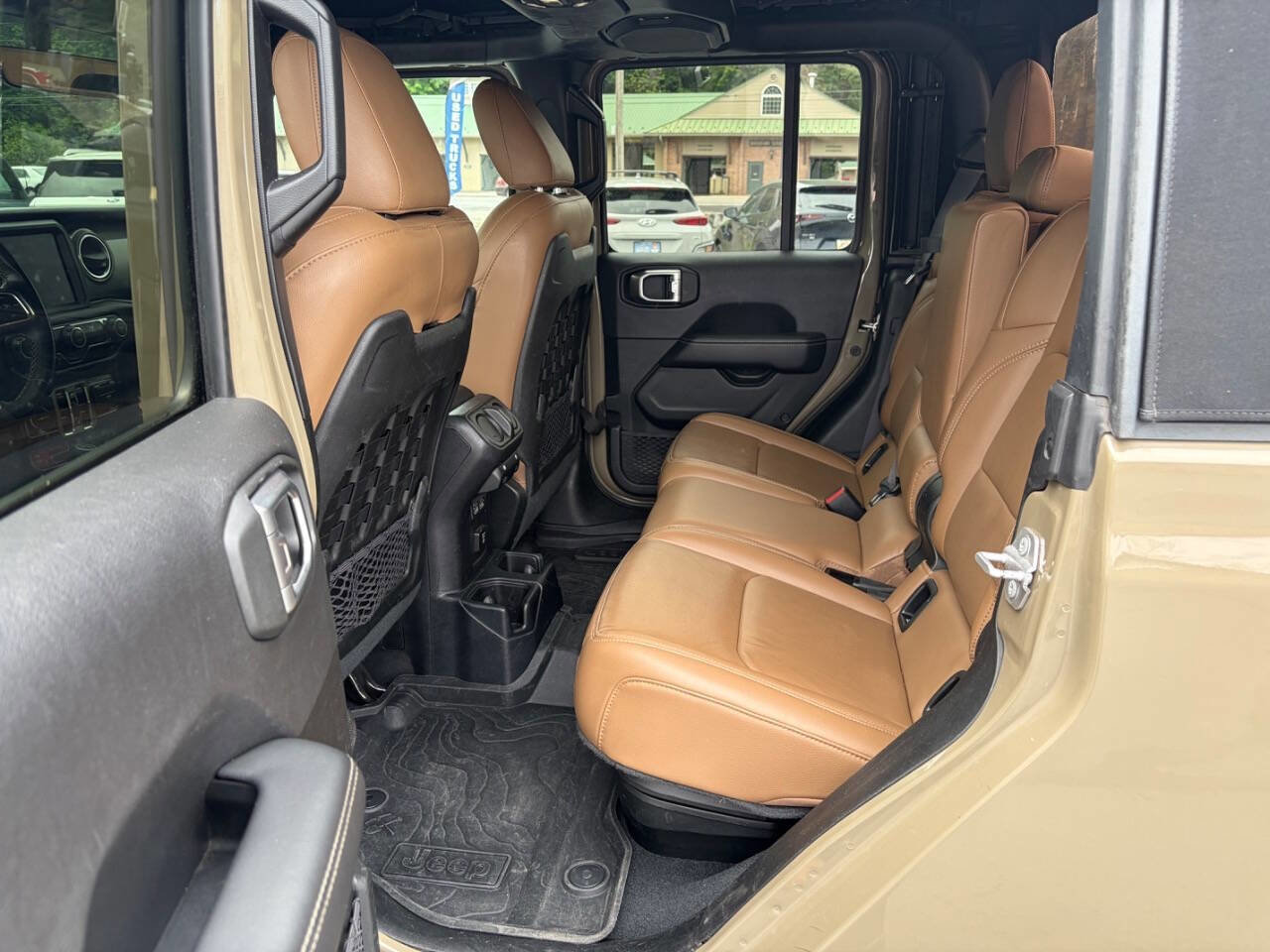 Used 2020 Jeep Gladiator Rubicon AWD/4WD image 25