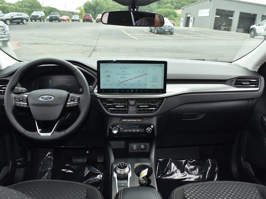 New 2025 Ford Escape Active w/ Tech Pack #1 image 4