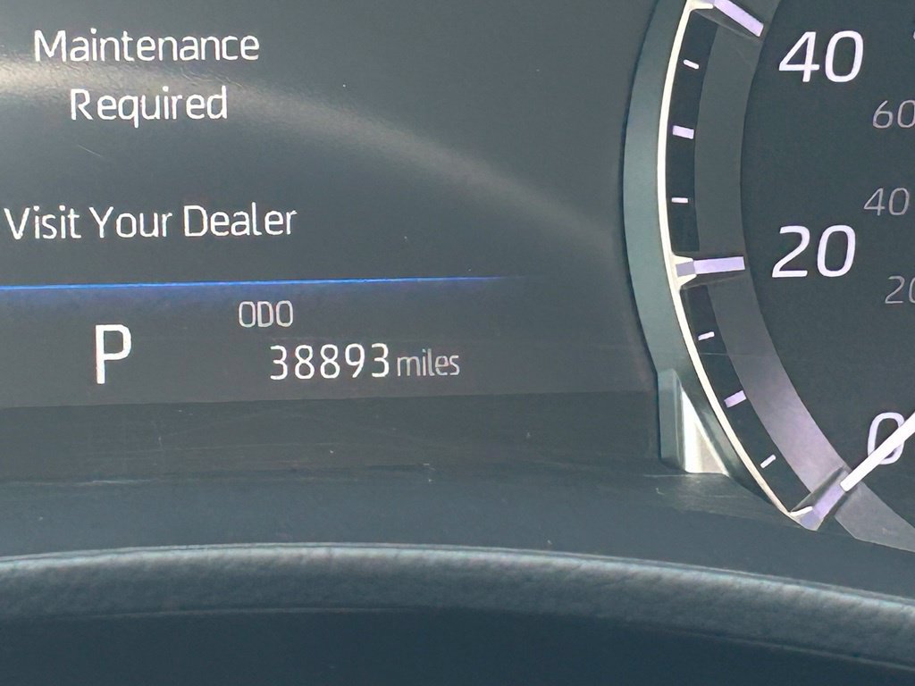 Used 2024 Toyota Highlander LE FWD image 26