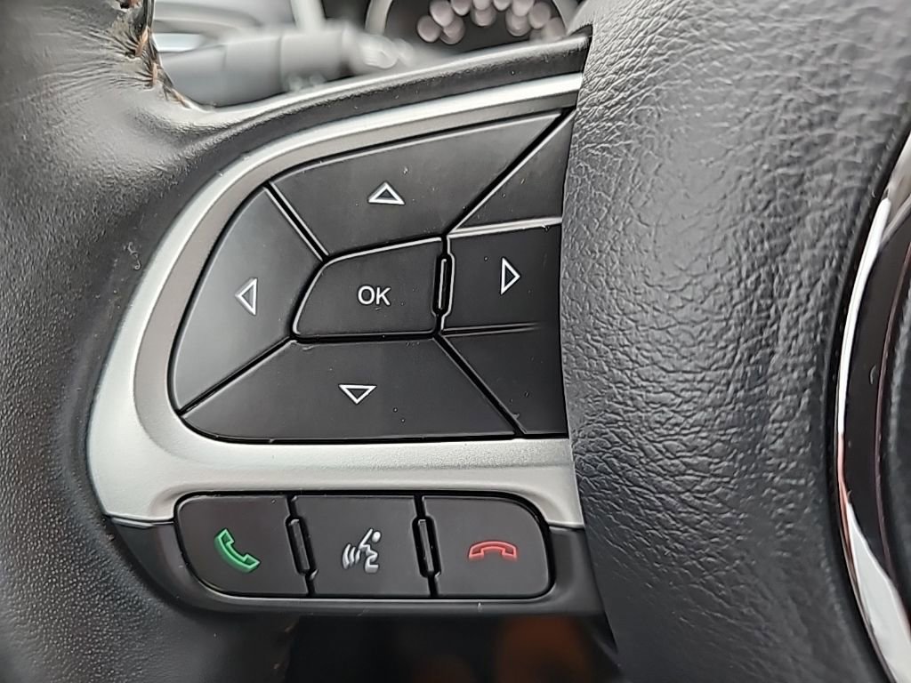 Certified 2019 Jeep Compass Limited w/ Safety & Security Group image 32