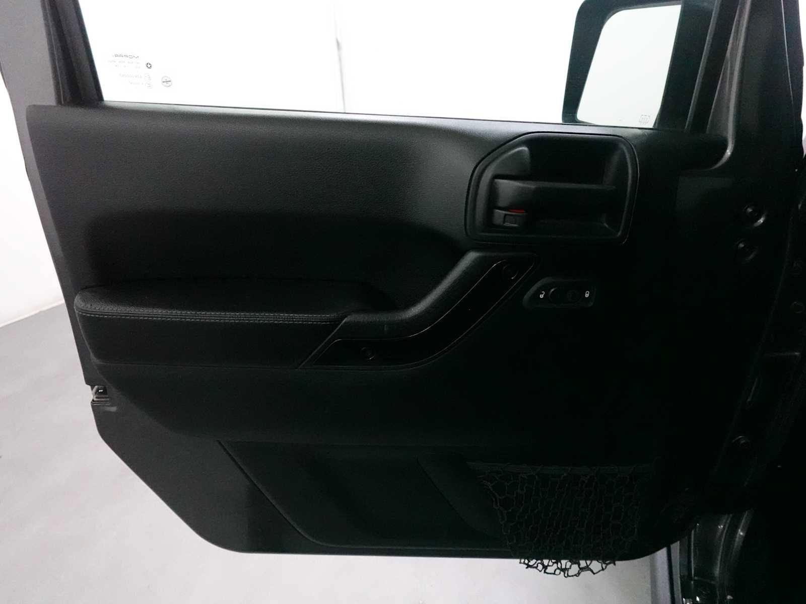 Used 2016 Jeep Wrangler Backcountry image 10