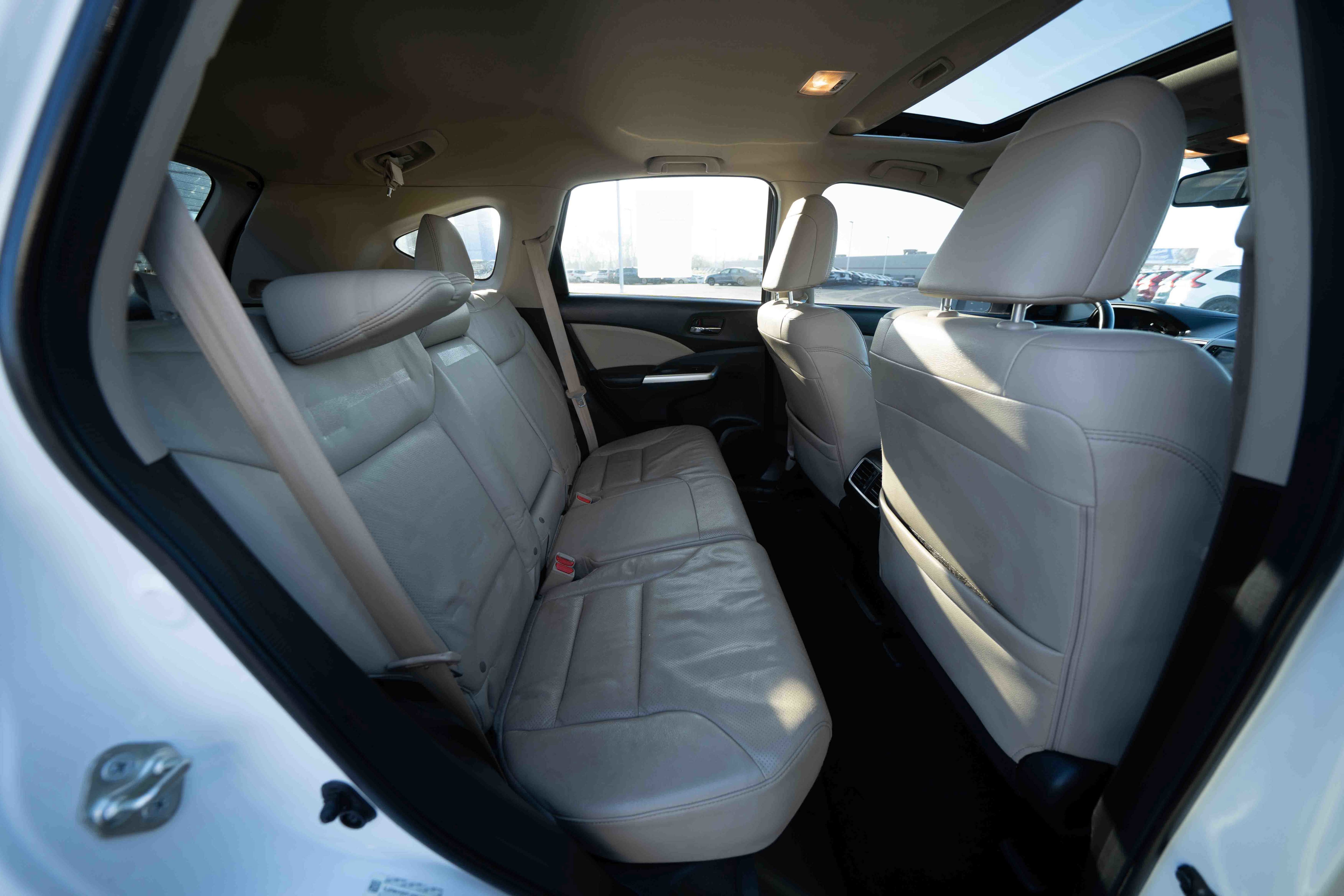 Used 2015 Honda CR-V Touring image 25