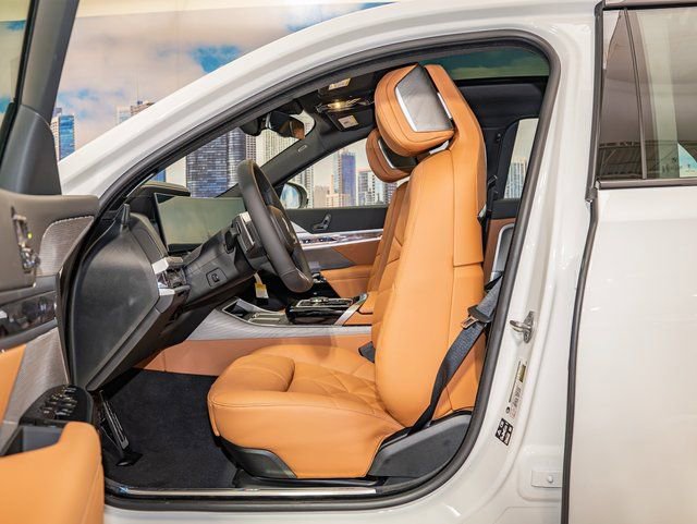 Used 2026 BMW 740i xDrive image 20