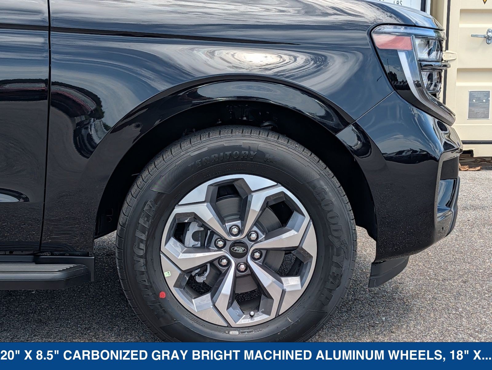 New 2027 Ford Expedition Active RWD image 13