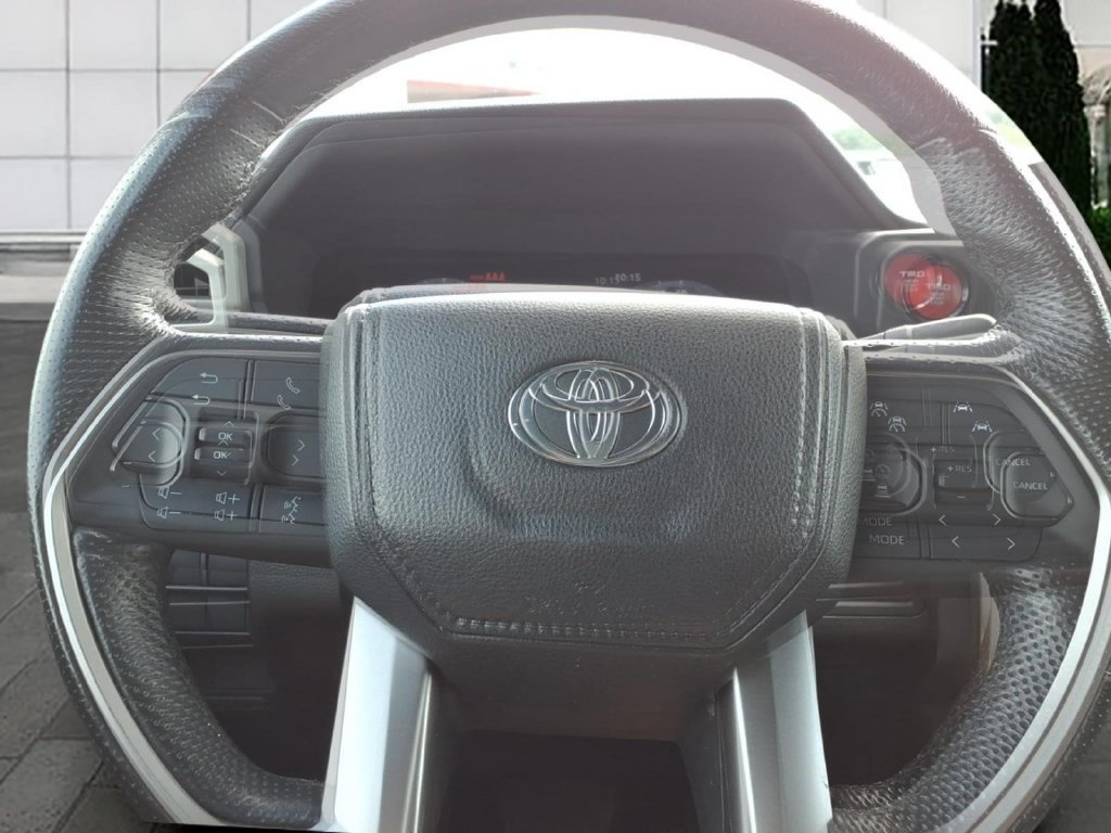Used 2024 Toyota Tacoma TRD Off-Road AWD/4WD image 26