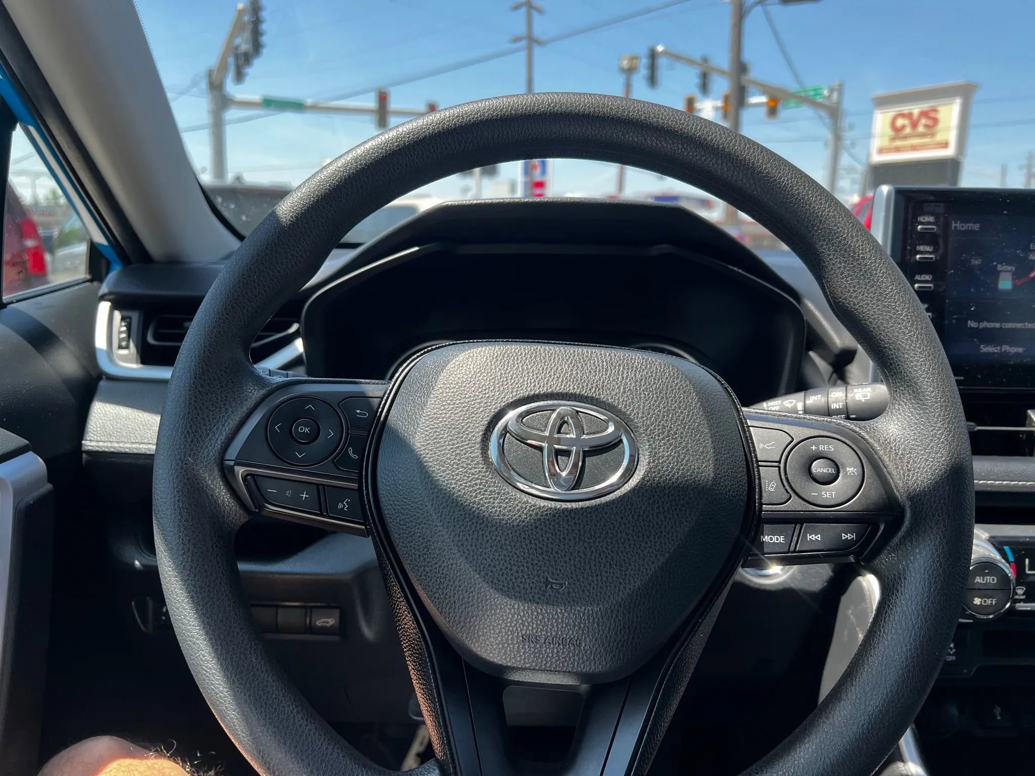 Used 2020 Toyota RAV4 XLE w/ Convenience Package image 17