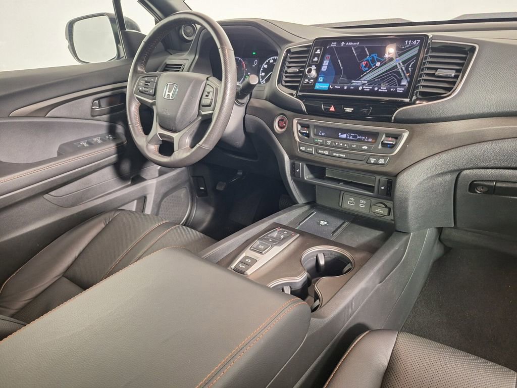 Used 2025 Honda Ridgeline TrailSport image 30