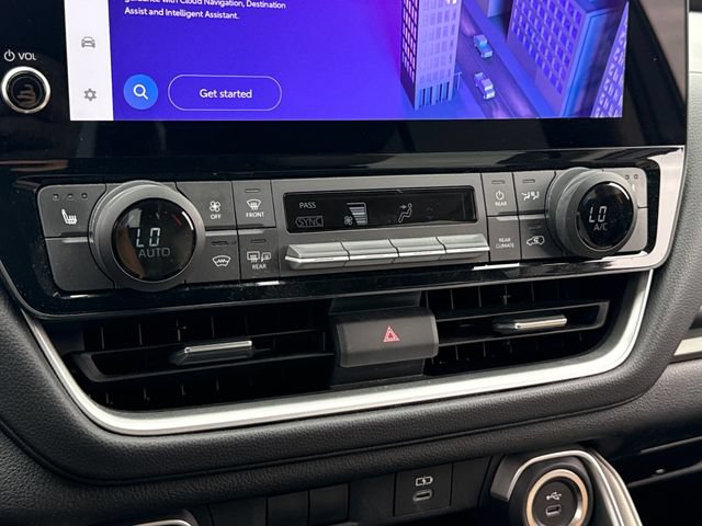Certified 2024 Toyota Grand Highlander AWD image 33