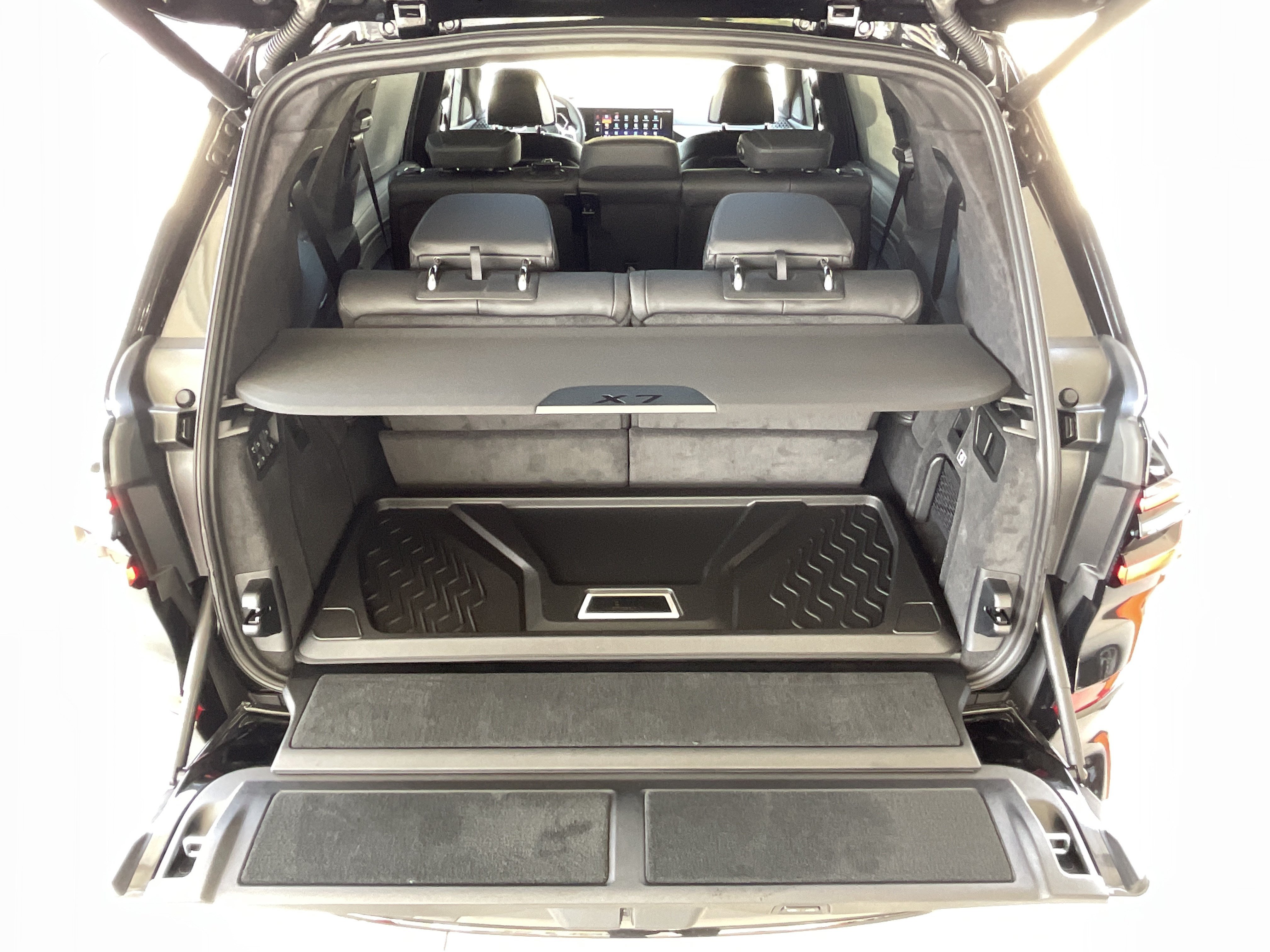 New 2027 BMW X7 xDrive40i w/ Executive Package AWD/4WD image 35