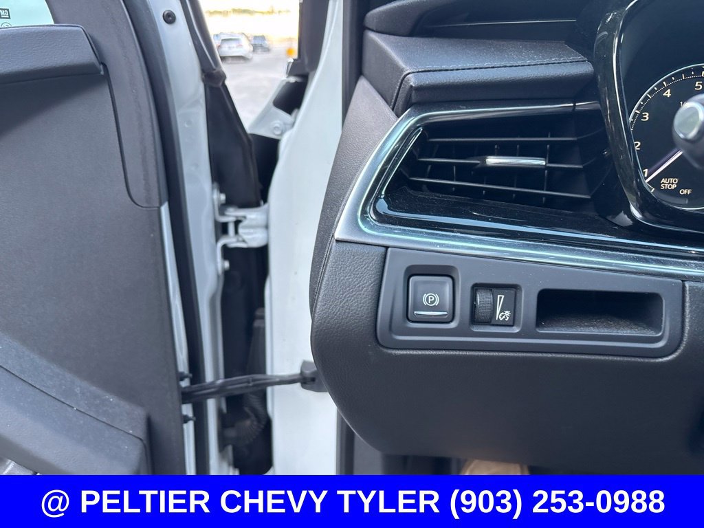 Used 2023 Cadillac XT6 Luxury FWD image 14