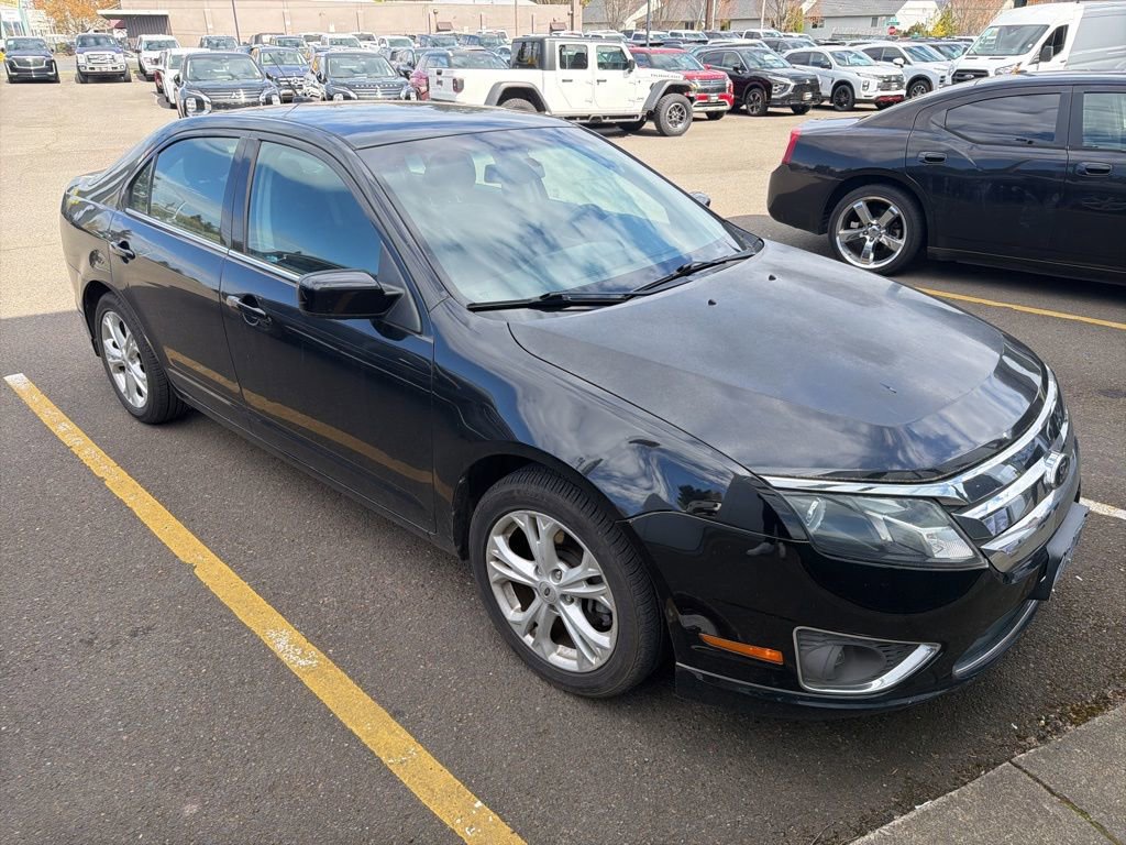 Used 2012 Ford Fusion SE FWD image 3