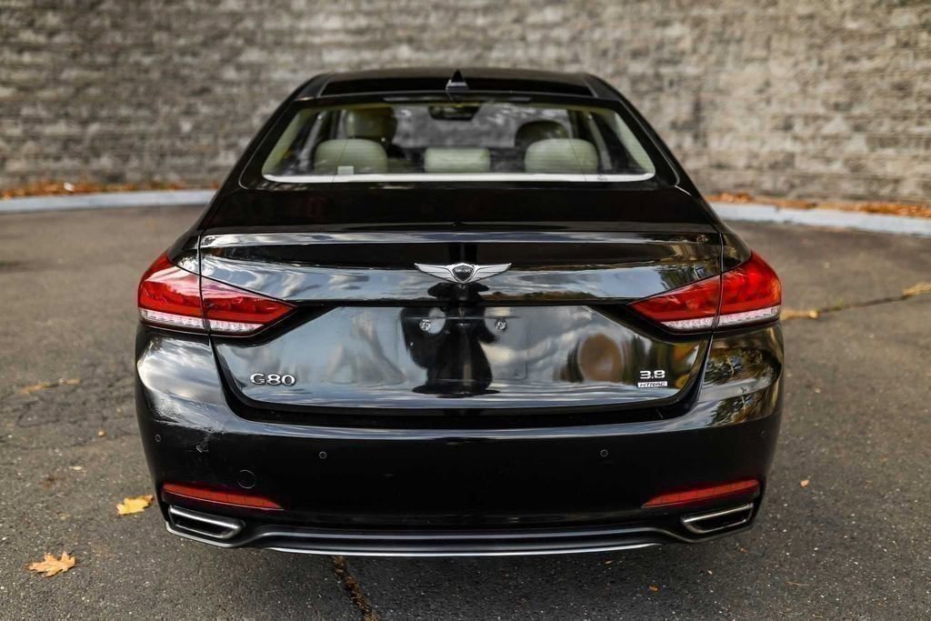 Used 2018 Genesis G80 3.8 w/ Option Group 02 image 7