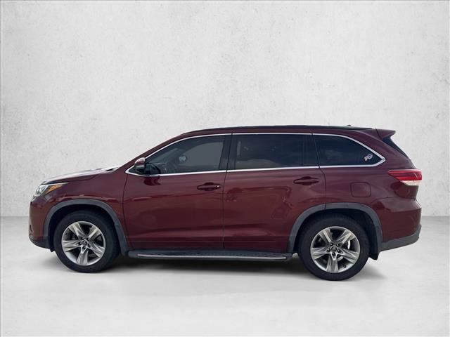 Used 2017 Toyota Highlander SE FWD image 9