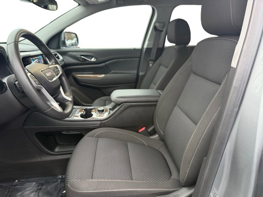 Used 2023 GMC Acadia SLE w/ Driver Convenience Package image 26