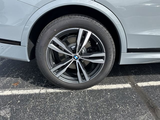 New 2026 BMW X7 xDrive40i w/ M Sport Package image 3