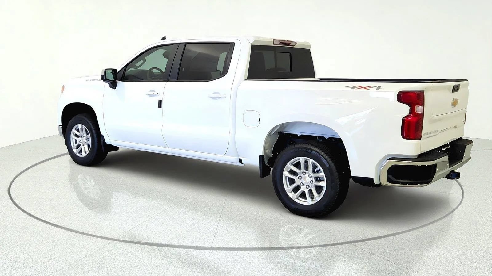 New 2026 Chevrolet Silverado 1500 LT w/ Safety Package AWD/4WD image 4