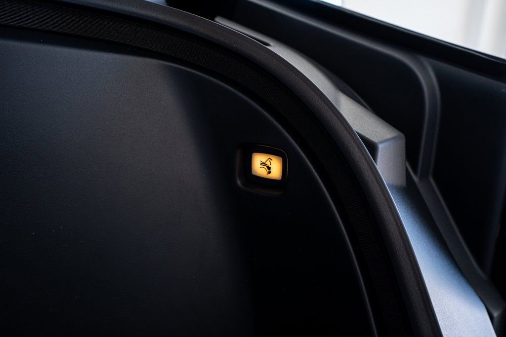 Used 2024 Tesla Cybertruck AWD Crew Cab image 53