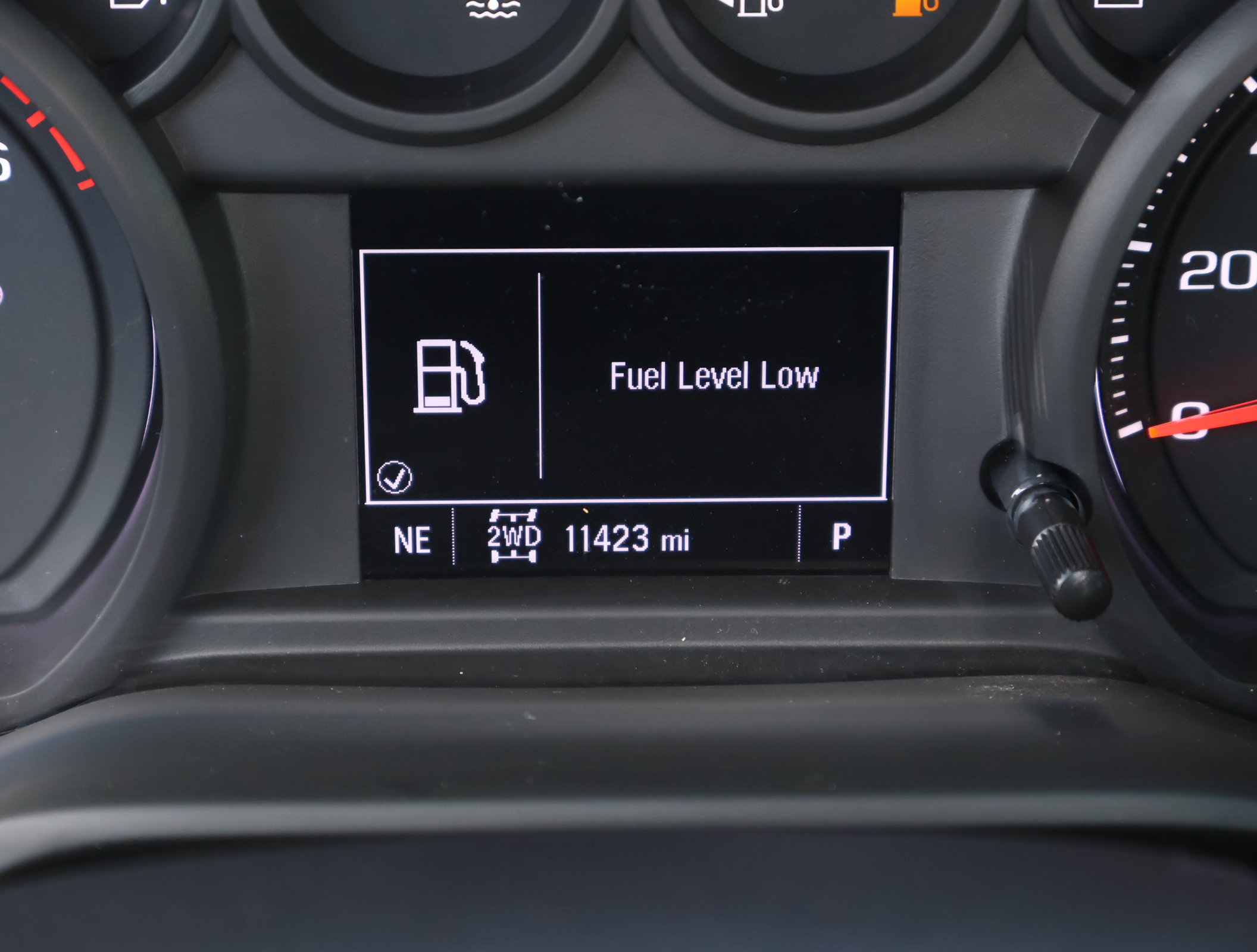 Certified 2024 Chevrolet Silverado 1500 Custom Trail Boss w/ Dark Appearance Package image 4