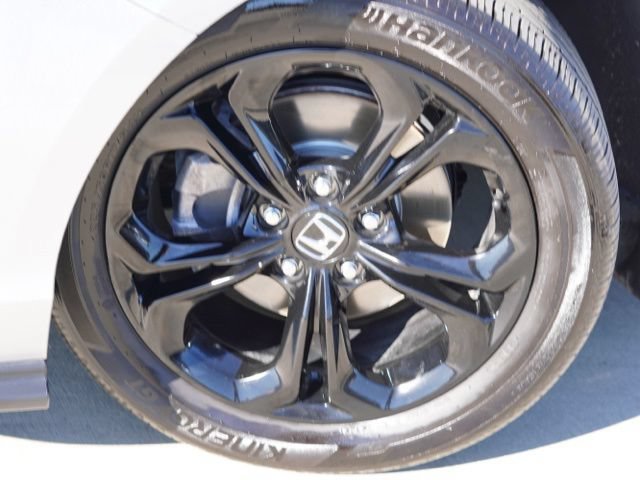 Used 2025 Honda Accord SE image 10