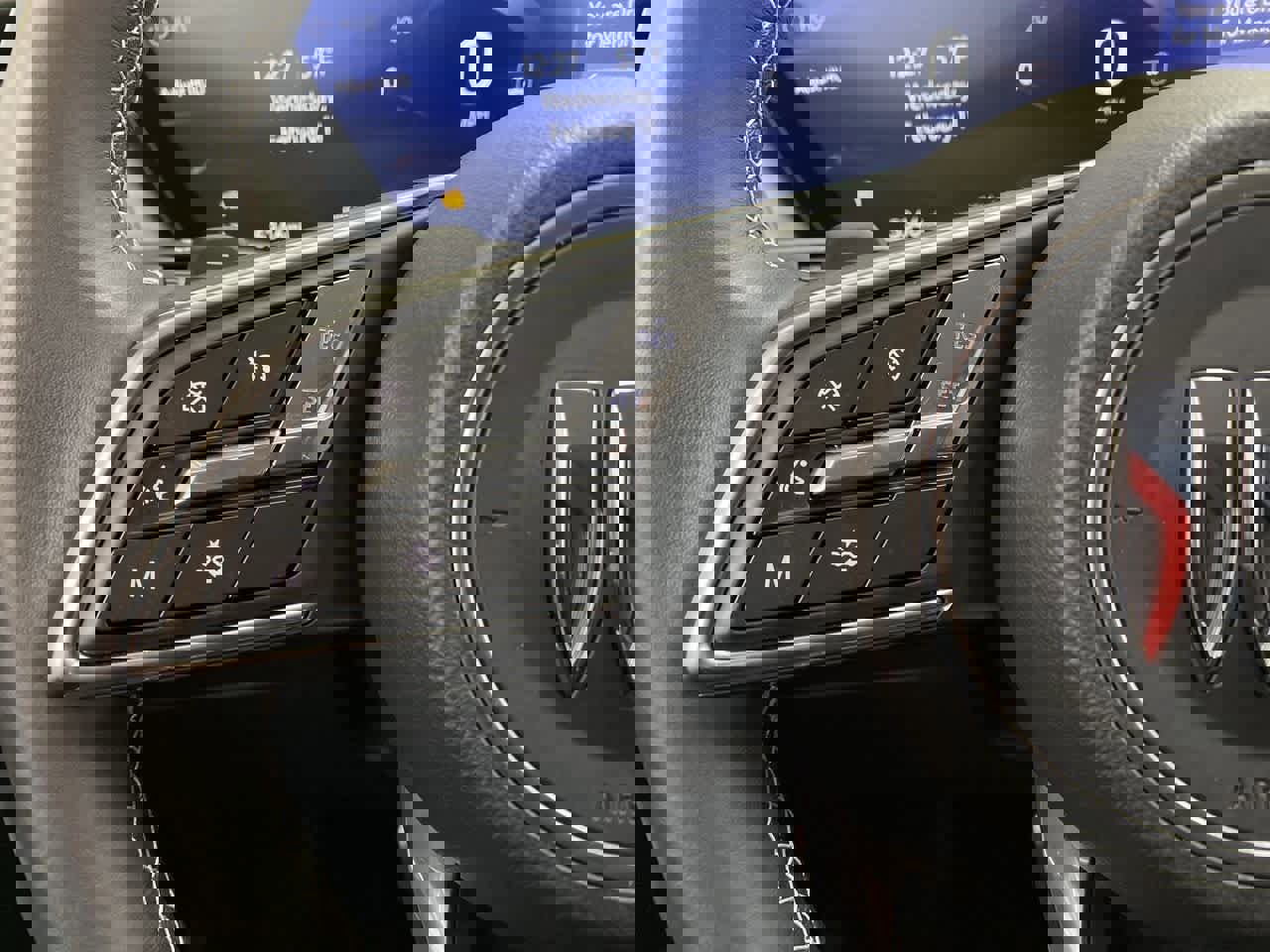 Used 2025 Buick Envision Sport Touring image 21