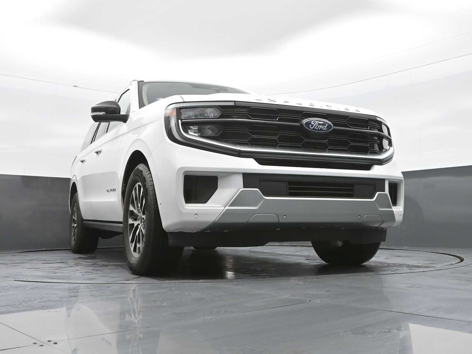 Used 2025 Ford Expedition Max Platinum AWD/4WD image 36