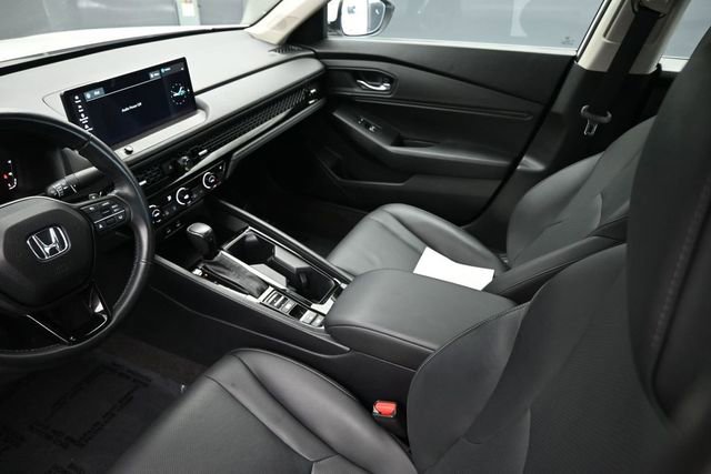 Used 2023 Honda Accord EX-L image 16