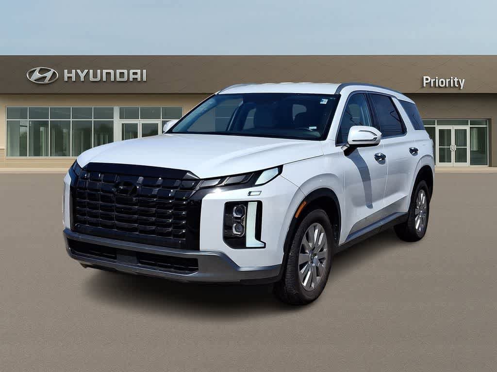 Used 2024 Hyundai Palisade SEL FWD image 1