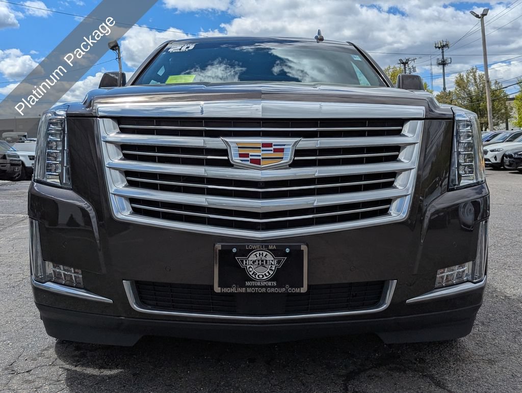 Used 2020 Cadillac Escalade Platinum AWD/4WD image 5