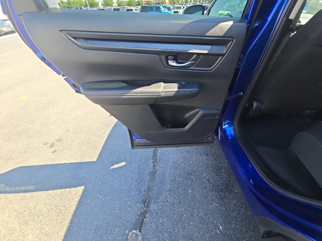 Used 2025 Honda CR-V LX image 26