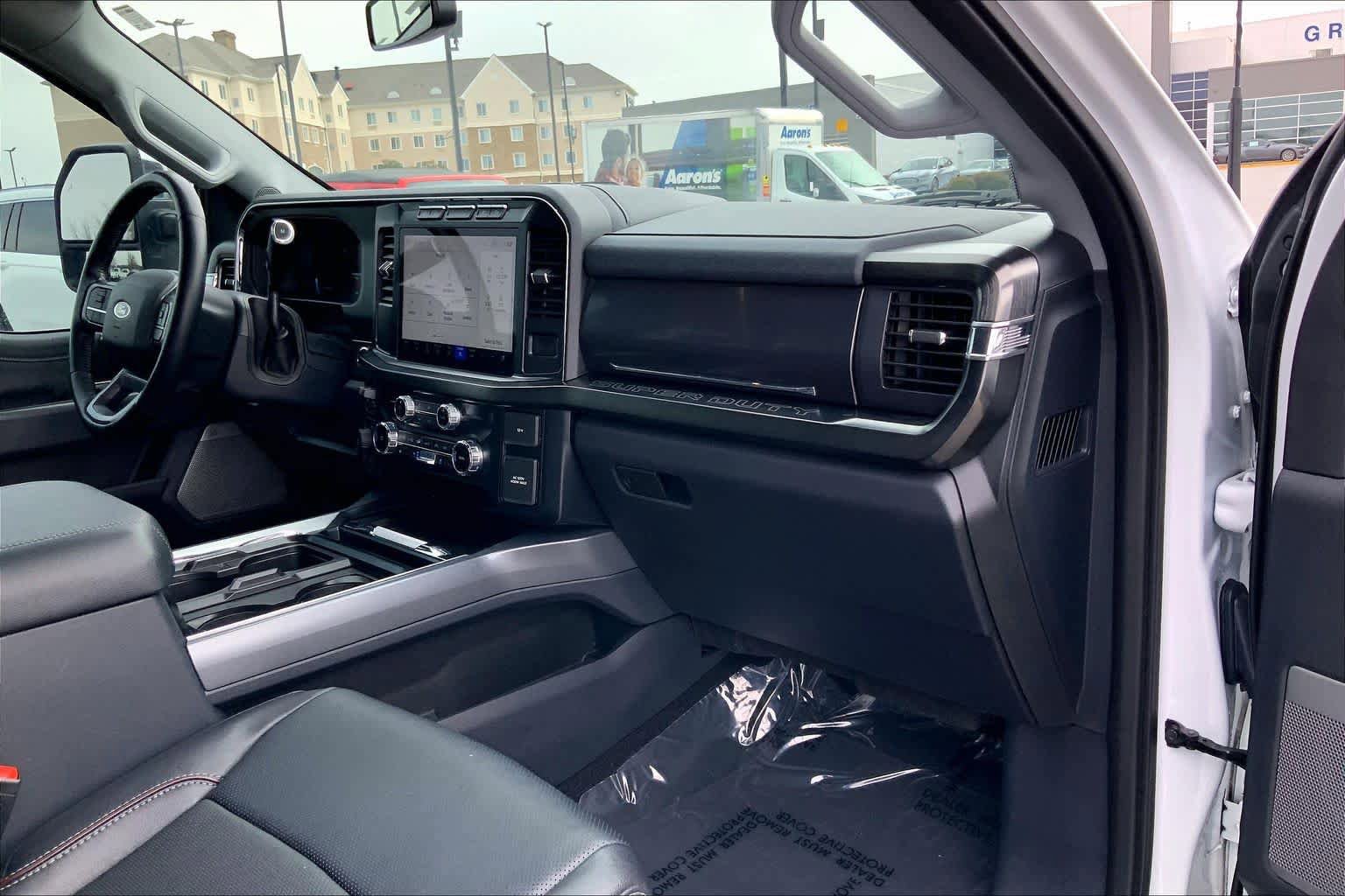 Certified 2023 Ford F250 Lariat w/ Chrome Package image 18