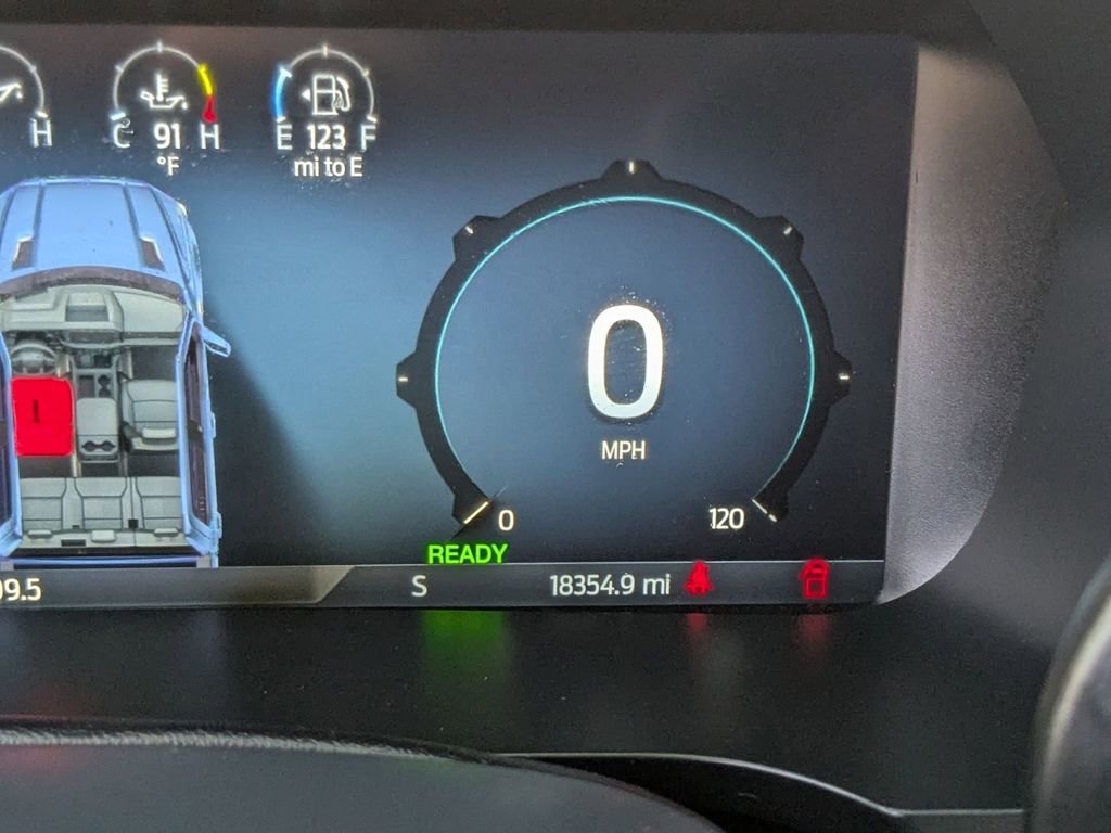 Used 2025 Ford F150 XLT w/ Equipment Group 301A Standard image 18