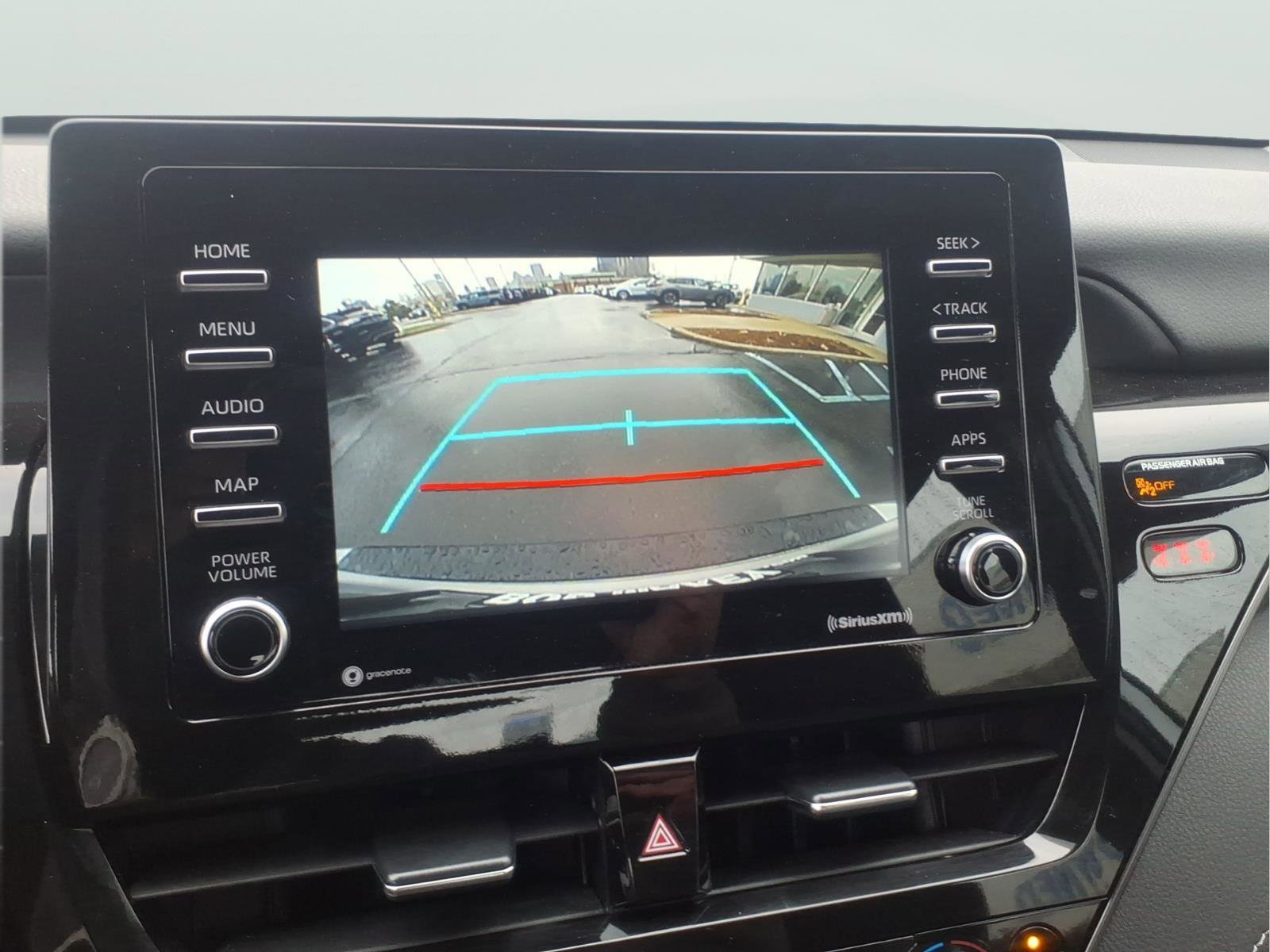 Used 2023 Toyota Camry SE image 17