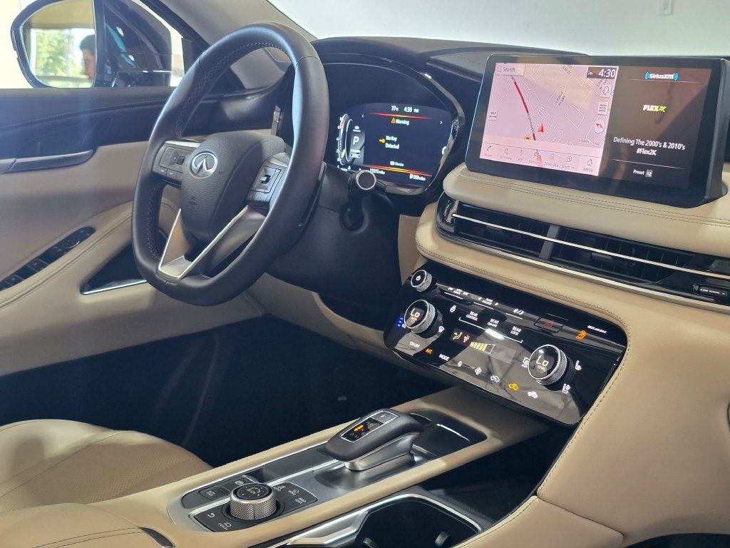 Certified 2025 INFINITI QX60 Sensory AWD/4WD image 27