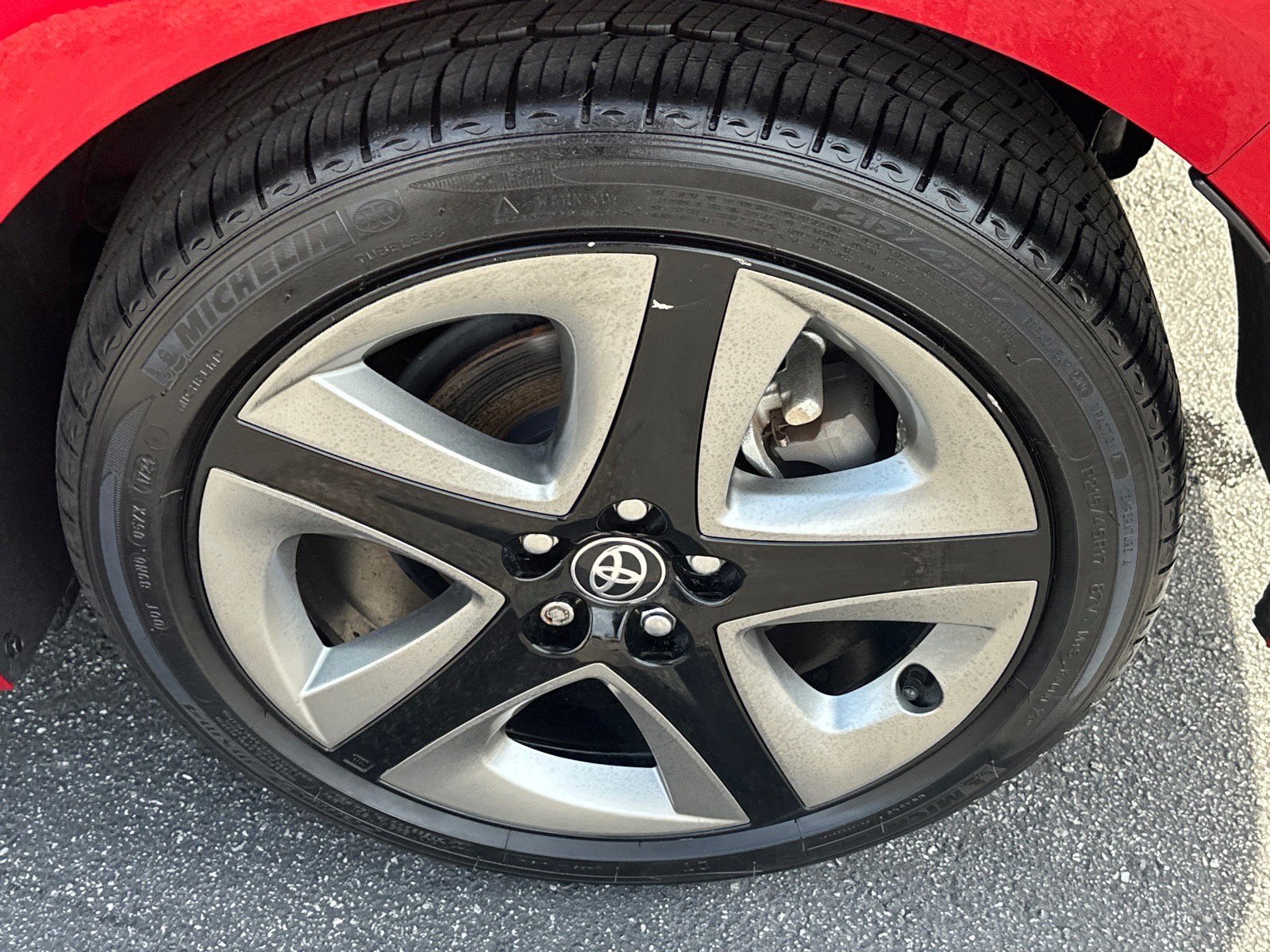 Used 2022 Toyota Prius XLE image 15