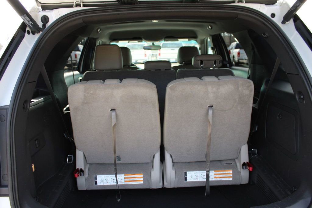 Used 2015 Ford Explorer XLT w/ Equipment Group 202A image 22