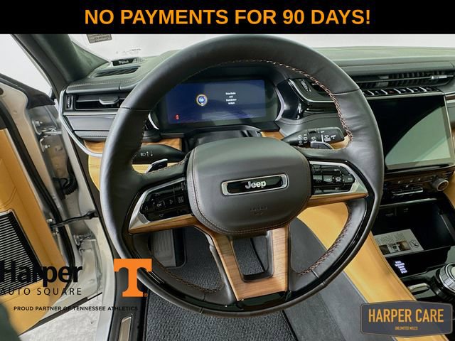 New 2025 Jeep Grand Cherokee Summit image 14