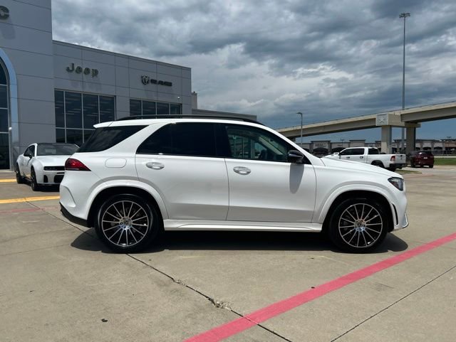 Used 2023 Mercedes-Benz GLE 350 w/ AMG Line Exterior image 8