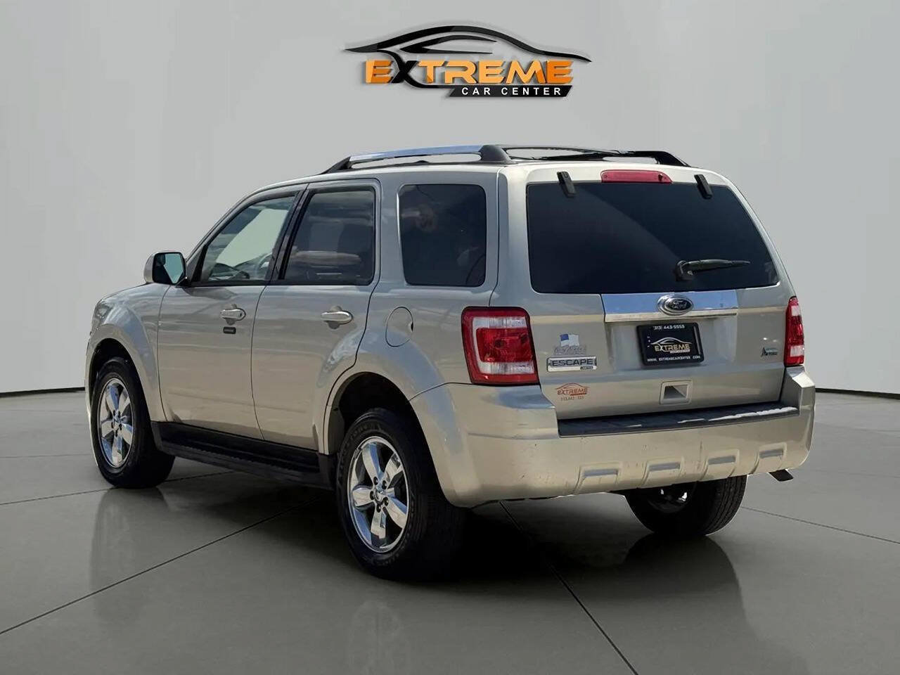Used 2010 Ford Escape Limited AWD/4WD image 4