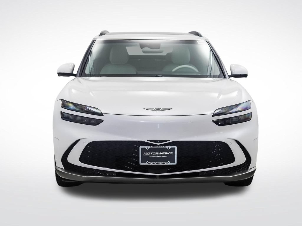 Used 2023 Genesis GV60 Advanced AWD/4WD image 8